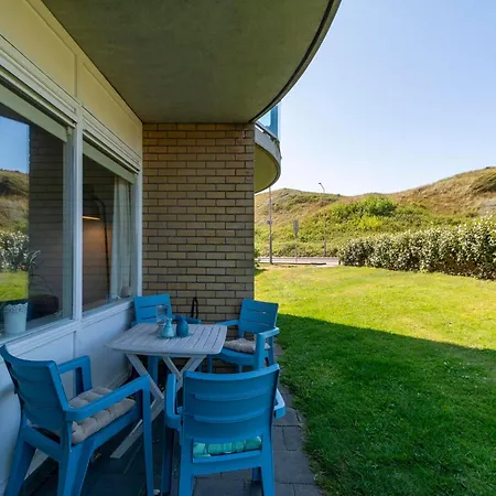 7 For 4 Guests In Callanstoog *