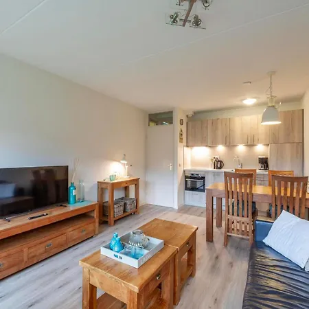 7 For 4 Guests In Callanstoog